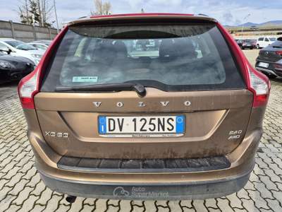 Volvo XC60 XC60 I 2008 2.4 d4 (d3) Momentum awd 163cv Marrone usata Pisa