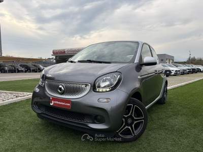 Smart ForFour 90 0.9 Turbo twinamic Passion Grigio usata Calvi Risorta