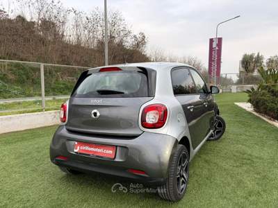 Smart ForFour 90 0.9 Turbo twinamic Passion Grigio usata Calvi Risorta
