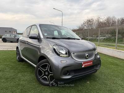 Smart ForFour 90 0.9 Turbo twinamic Passion Grigio usata Calvi Risorta