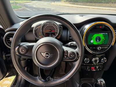 MINI One 1.5 Neopatentati pari al nuovo, prezzo reale Nero usata Roma