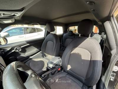 MINI One 1.5 Neopatentati pari al nuovo, prezzo reale Nero usata Roma