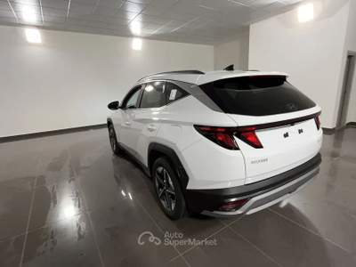 Hyundai Tucson HYUND TUCSON 1.6 CRDI 48V BUSINESS 2WD DCT Tucson 1.6 crdi 48V Business 2wd dct Bianco usata Roma