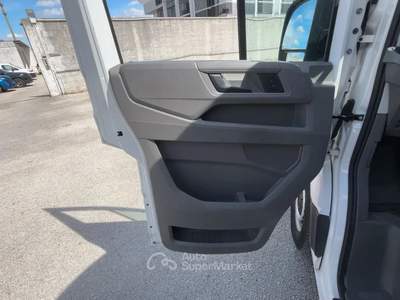 Volkswagen Crafter VOLKS E-CRAFTER 35 136CV L3H3 e-crafter 35 136cv L3H3 Bianco usata Roma