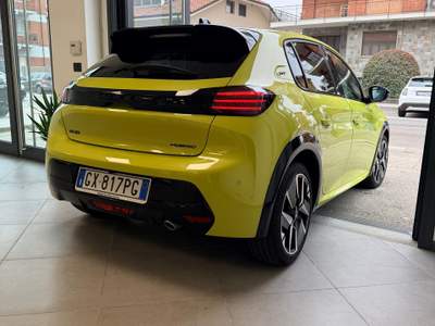 Peugeot 208 HYBRID 100 E-DCS5 ACTIVE GT Giallo usata Moncalieri