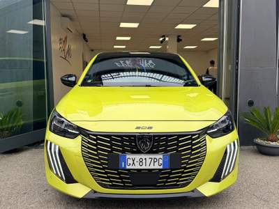 Peugeot 208 HYBRID 100 E-DCS5 ACTIVE GT Giallo usata Moncalieri