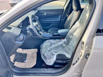 Alfa Romeo Junior 156 CV BEV Bianco usata Pieve di Soligo