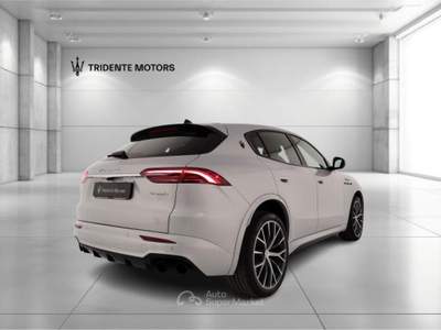 Maserati Levante 2.0 MHEV Modena AWD Auto Grigio usata Padova