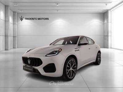 Maserati Levante 2.0 MHEV Modena AWD Auto Grigio usata Padova