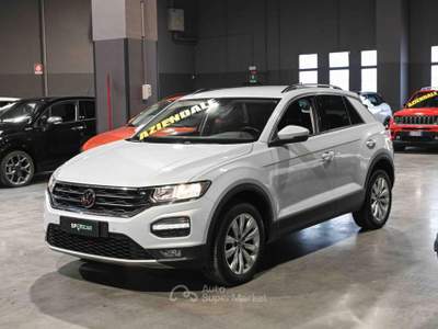 Volkswagen T-Roc 1.5 TSI ACT DSG Advanced BlueMotion Technology Bianco usata Frosinone