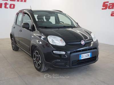 Fiat Panda 1.0 FireFly S&S Hybrid City Life Nero usata San Vito dei Normanni