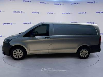 Mercedes-Benz Vito Vito 2.2 114 Cdi Pc-Sl Furgone Long Argento usata Cassola