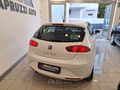Seat Leon Leon 1.6 TDI CR DSG Style Bianco usata SAN MICHELE SALENTINO