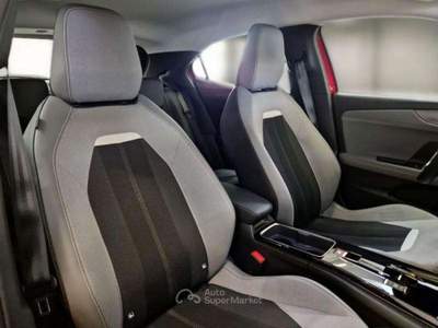 Opel Mokka Mokka 1.2 t Elegance Automatica+ telecamera Rosso usata Bologna