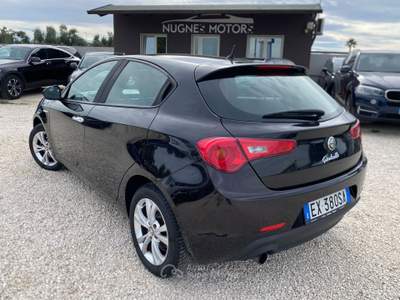 Alfa Romeo Giulietta Exclusive NEOPATENTATI UNICO PROPIETARIO Nero usata Corato