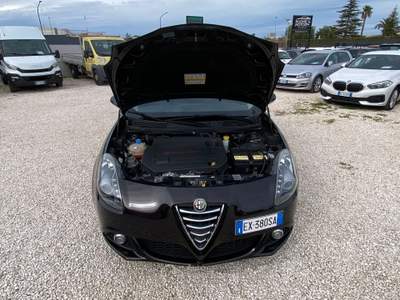 Alfa Romeo Giulietta Exclusive NEOPATENTATI UNICO PROPIETARIO Nero usata Corato
