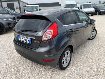 Ford Fiesta 1.0 BENZINA ECO BOOST TITANIUM 100CV NEOPATENTATI UNICO PROPIETARIO Grigio usata Corato