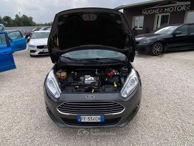 Ford Fiesta 1.0 BENZINA ECO BOOST TITANIUM 100CV NEOPATENTATI UNICO PROPIETARIO Grigio usata Corato