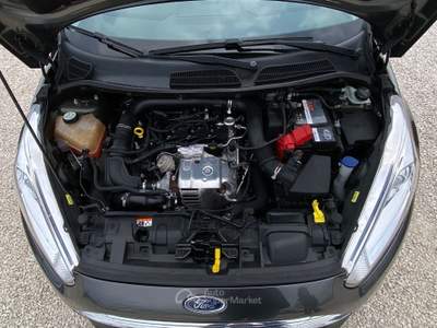 Ford Fiesta 1.0 BENZINA ECO BOOST TITANIUM 100CV NEOPATENTATI UNICO PROPIETARIO Grigio usata Corato