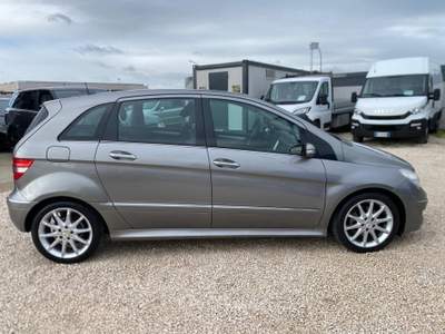 Mercedes-Benz Classe B B 180 CDI SPORT DIESEL MANUALE NEOPATENTATI Beige usata Corato