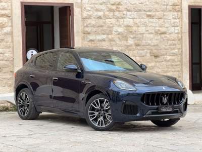 Maserati Grecale 2.0 MHEV 330 CV AWD MODENA TETTO LED Blu/Azzurro usata Santeramo in Colle