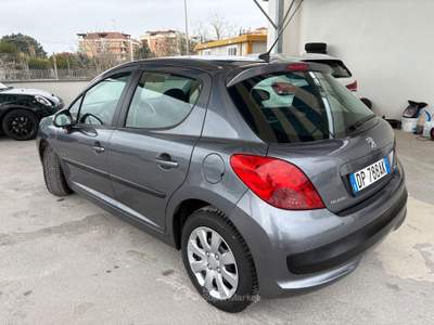 Peugeot 207 5p. Energie Grigio usata ALTAMURA