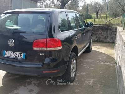 Volkswagen Touareg Tenuta in ottime condizioni Nero usata Alife