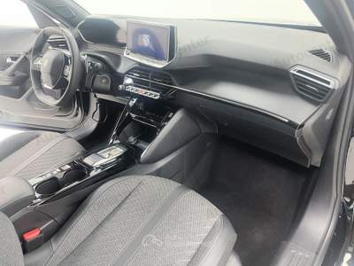 Peugeot 2008 1.2 hybrid Allure 145cv e-dcs6 Nero usata Bassano del Grappa