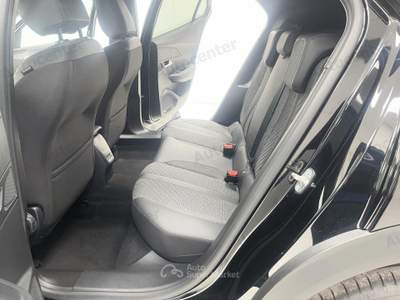 Peugeot 2008 1.2 hybrid Allure 145cv e-dcs6 Nero usata Bassano del Grappa