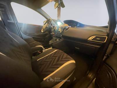 Lancia Ypsilon Ypsilon 1.2 Gold ecochic Gpl 69cv my16 Grigio usata MONOPOLI