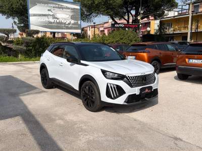 Peugeot 2008 Hybrid 145cv e-DCS6 GT auto Bianco usata Cercola
