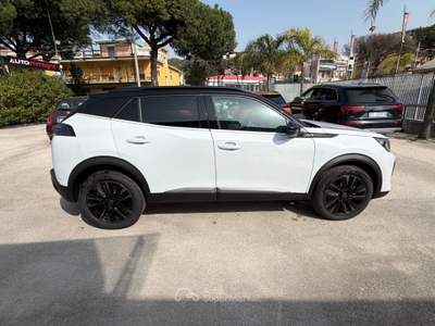 Peugeot 2008 Hybrid 145cv e-DCS6 GT auto Bianco usata Cercola