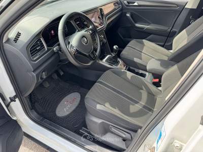 Volkswagen T-Roc 1.6 TDI SCR Style BMT Bianco usata San Giuseppe Vesuviano