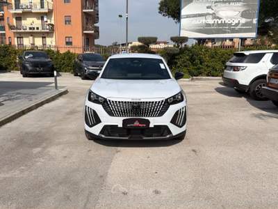 Peugeot 2008 Hybrid 145cv e-DCS6 Allure auto Bianco usata Cercola
