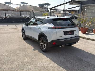 Peugeot 2008 Hybrid 145cv e-DCS6 Allure auto Bianco usata Cercola