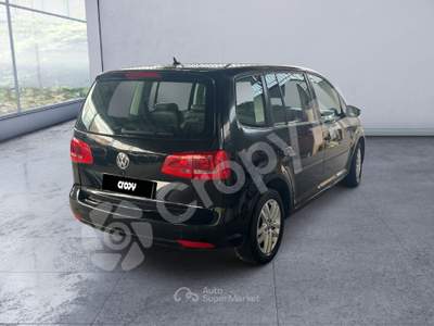 Volkswagen Touran 7 posti usata Castellamonte