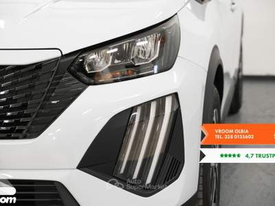 Peugeot 2008 2008 Hybrid 145 e-DCS6 Style Bianco usata Olbia