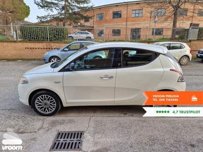 Lancia Ypsilon Ypsilon 1.3 MJT 16V 95 CV 5 porte S&S Platinum Bianco usata Perugia