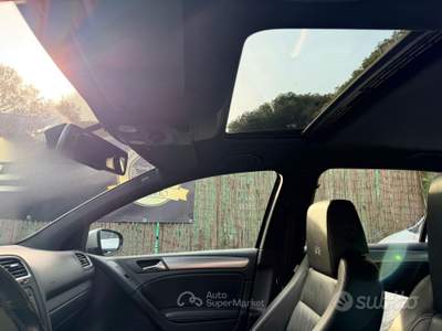 Volkswagen Golf 4mot. DSG 5p. R usata Roma