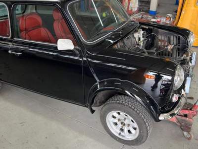 MINI Clubman MINI 3p 1.0 Mayfair my85 Nero usata Roma