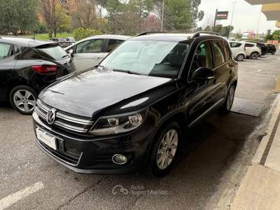 Volkswagen Tiguan 2.0 tdi bm Trend&amp;Fun 110cv Nero usata Roma