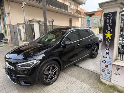 Mercedes-Benz GLA 200 d Automatic Premium Nero usata Barcellona Pozzo di Gotto