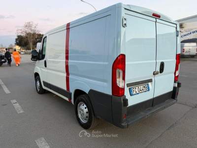 Peugeot Boxer 330 2.2 HDi/110CV FAP PC-TN Combi Comfort Bianco usata Follonica