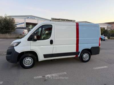 Peugeot Boxer 330 2.2 HDi/110CV FAP PC-TN Combi Comfort Bianco usata Follonica