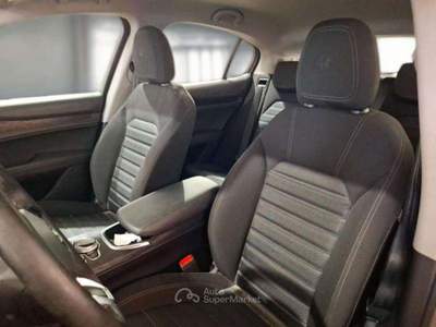 Alfa Romeo Stelvio Stelvio 2020 2.2 t Business rwd 190cv auto Nero usata Zola Predosa