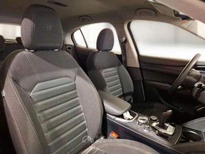 Alfa Romeo Stelvio Stelvio 2020 2.2 t Business rwd 190cv auto Nero usata Zola Predosa