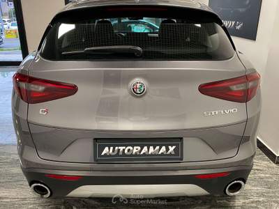 Alfa Romeo Stelvio Stelvio Q4 2.2 diesel 210cv cerchi 20 come nuova Grigio usata Albano Laziale