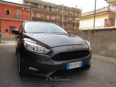 Ford Focus Start&Stop SW Business Grigio usata Striano