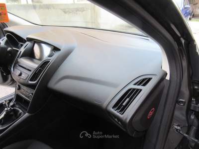 Ford Focus Start&Stop SW Business Grigio usata Striano