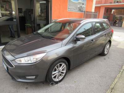 Ford Focus Start&Stop SW Business Grigio usata Striano